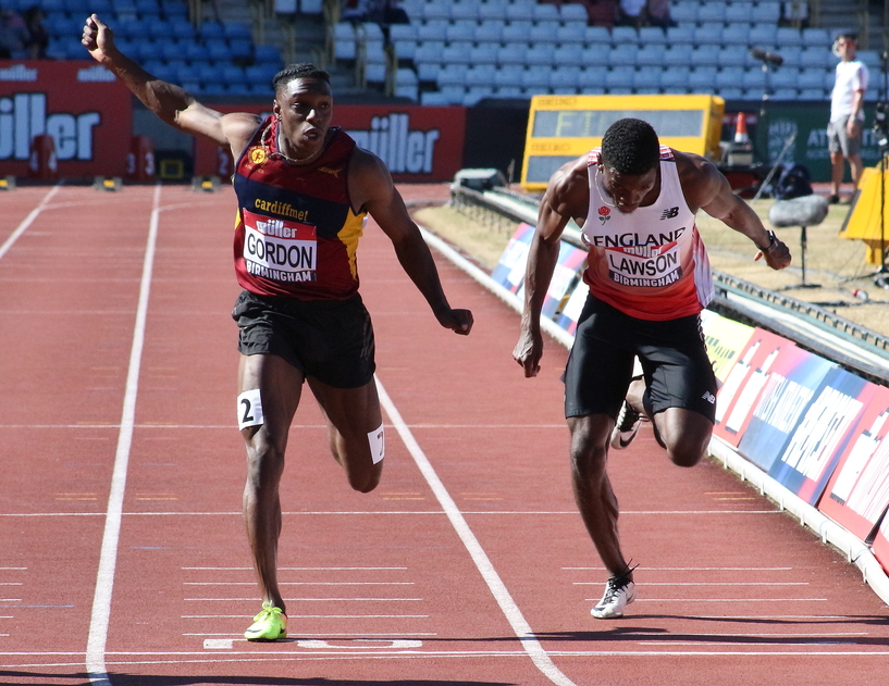 Sam Gordon lunges for the line